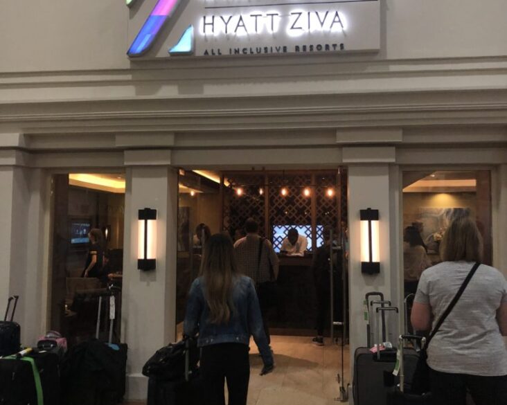 Hyatt Zilara/Ziva Airport lounge